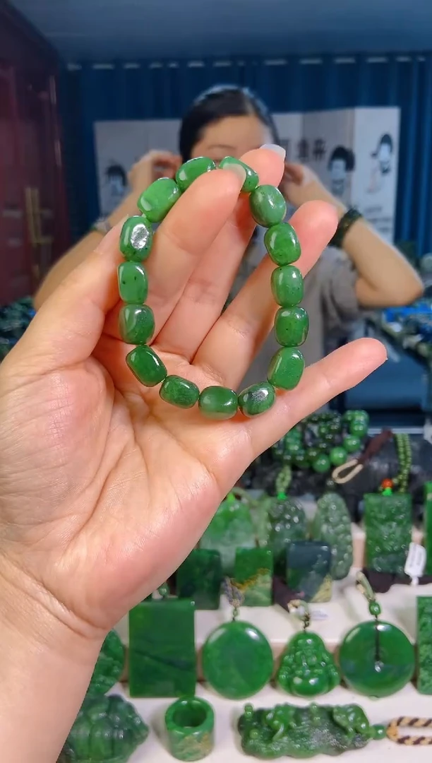 和田玉未镶嵌挂件1