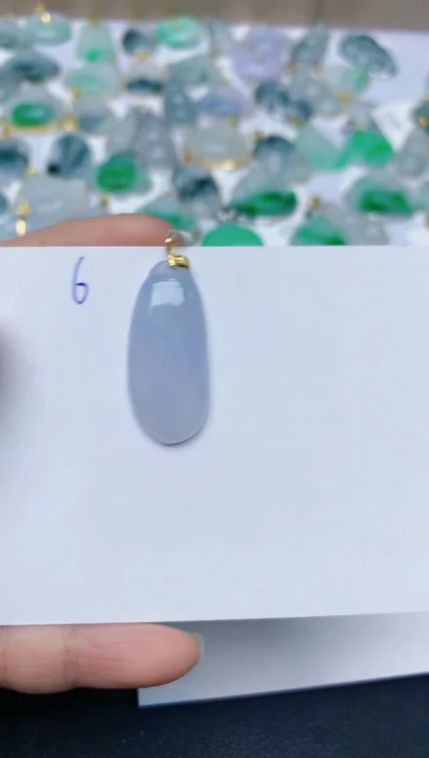 【闪购商品】翡翠颈饰18K金镶嵌天然翡翠A货    6