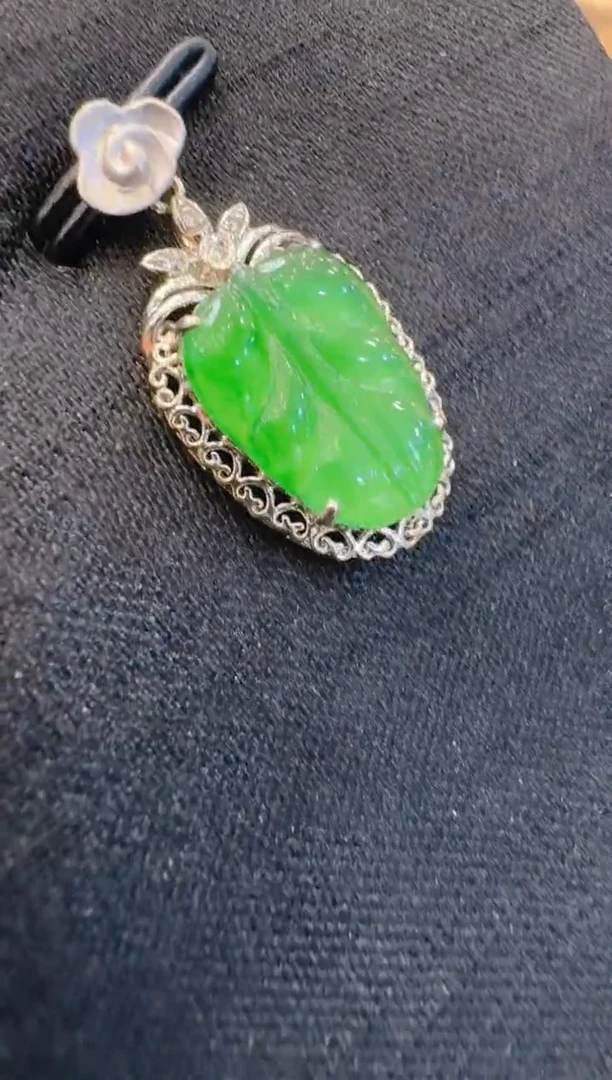 翡翠18K金镶嵌吊坠(不含链)多样性团购发一件