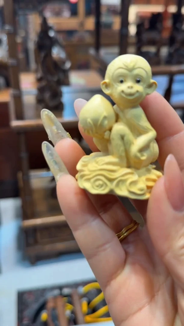 木黄杨 生肖猴摆件