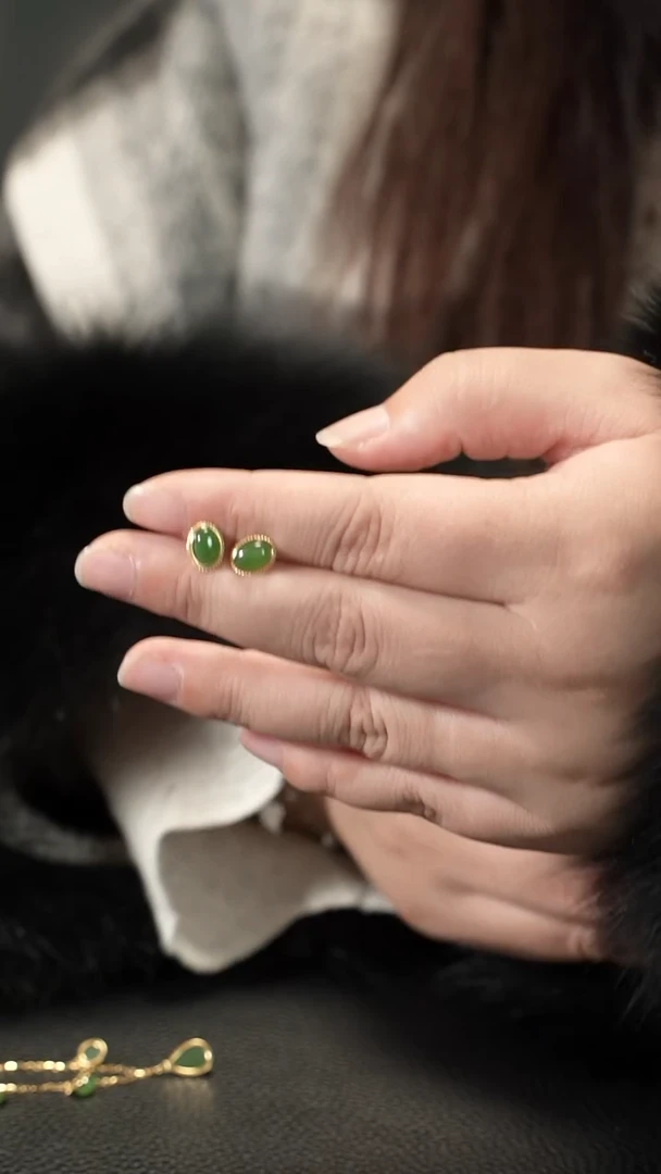 颈饰未镶嵌和田玉B0649