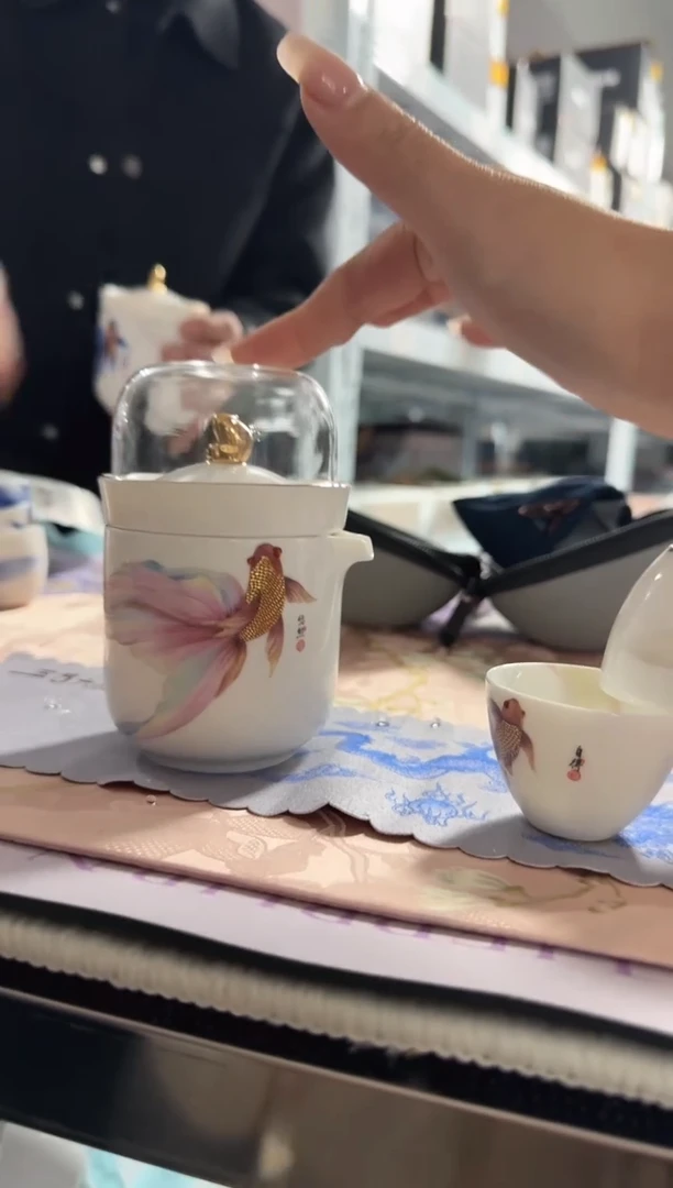 【闪购商品】小乔甄宝阁新年惊喜