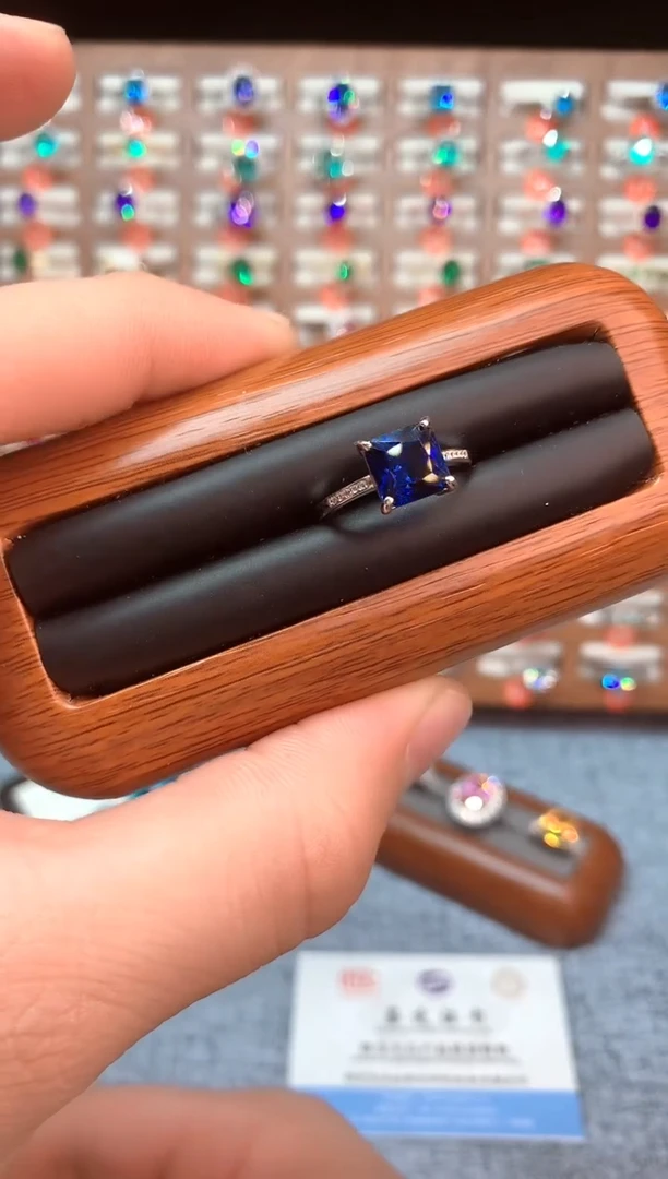 戒指蓝宝石银S925镶嵌.......