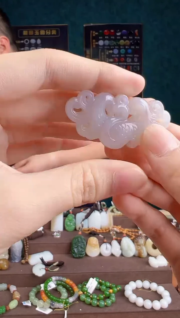 和田玉未镶嵌颈饰多样性发货 拍一单发一个