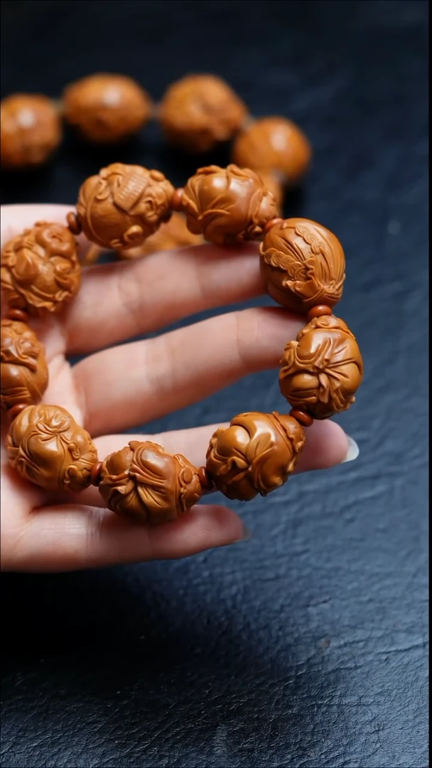 吊坠橄榄核?****舅橄榄核