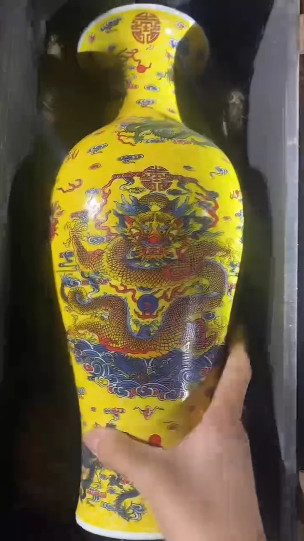 香榧木一个大变色瓶子