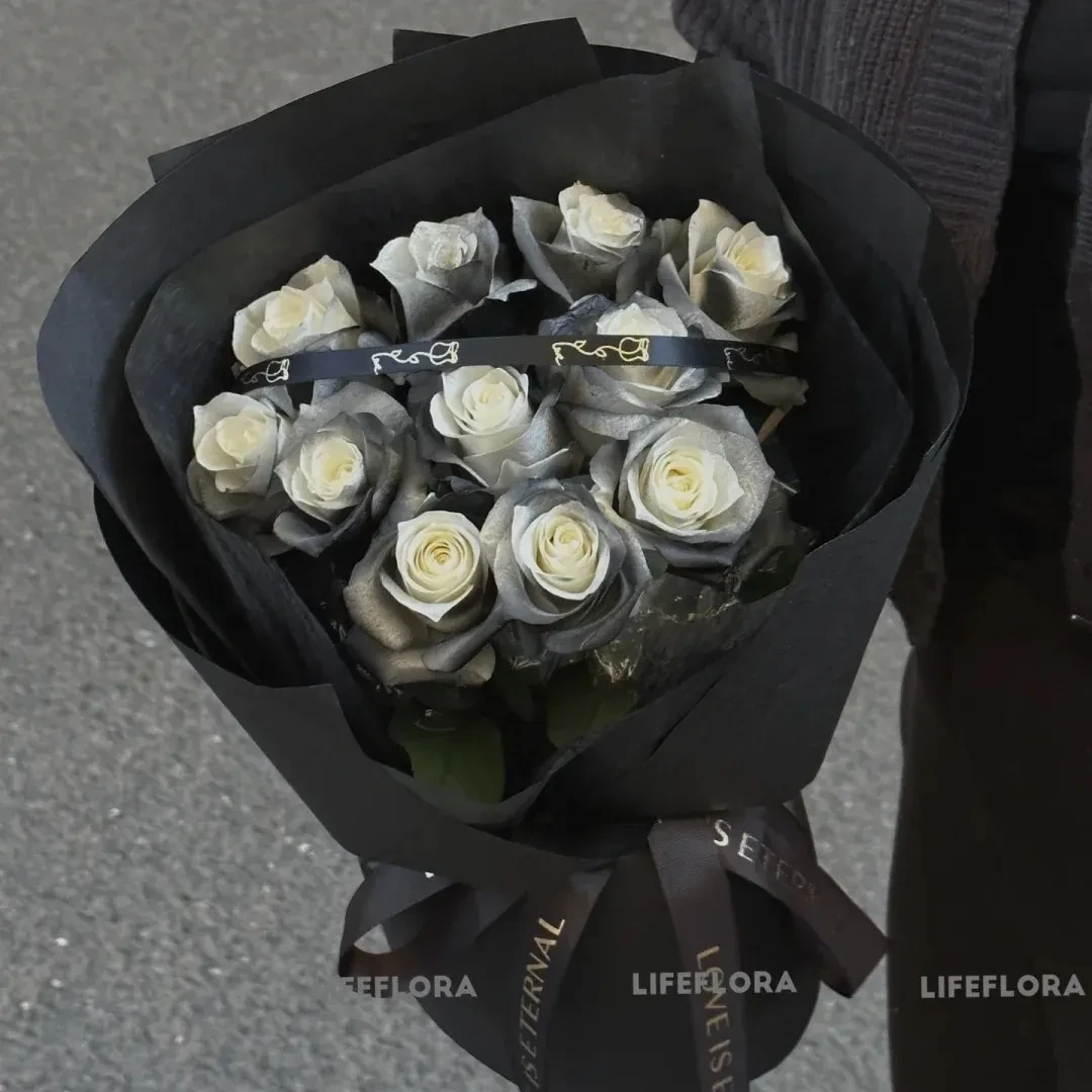 【我的骑士】11朵黑骑士玫瑰生日花束送男友喷色玫瑰鲜花花店送花上门鲜花玫瑰花送货上门