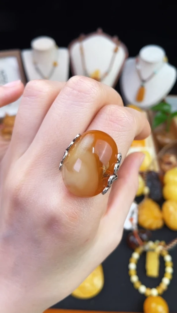 琥珀未镶嵌珠宝奇石柒月