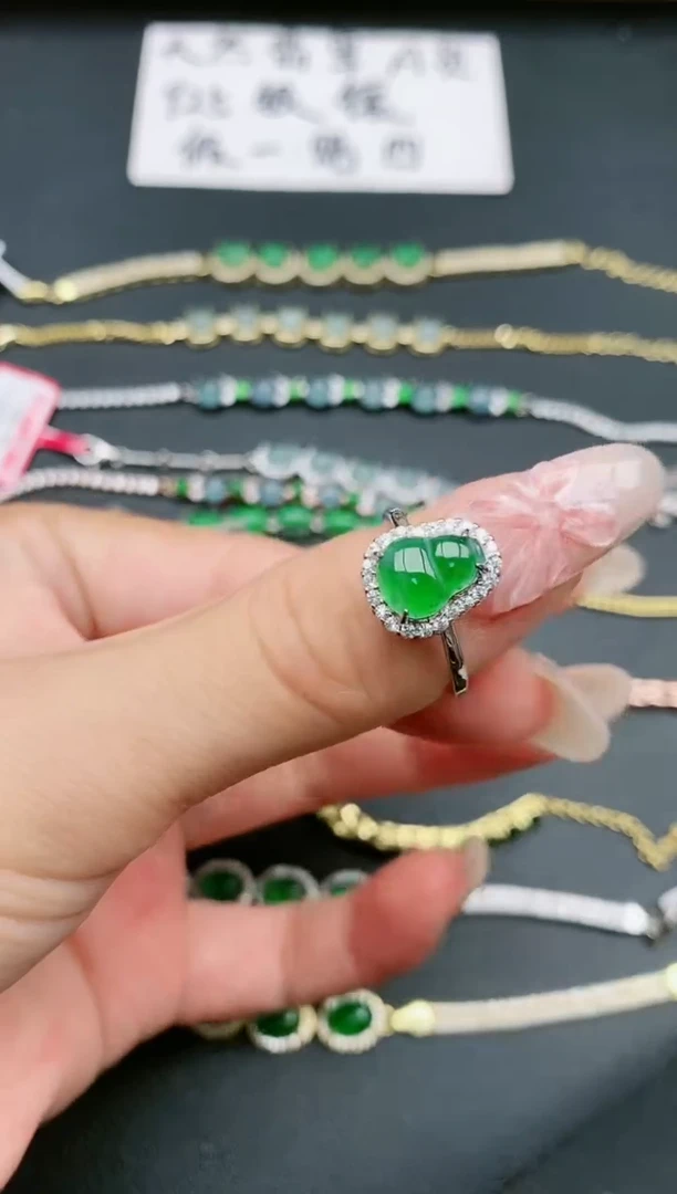 翡翠戒指银S925镶嵌111111111