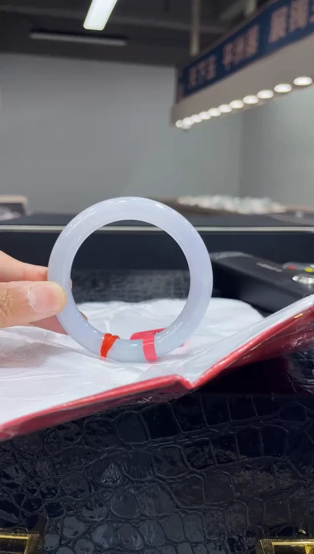 未镶嵌手镯翡翠7