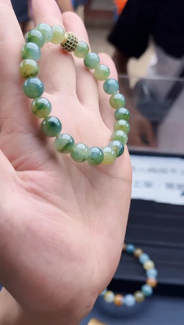 定制翡翠未镶嵌毛货需精细抛光拍一发一