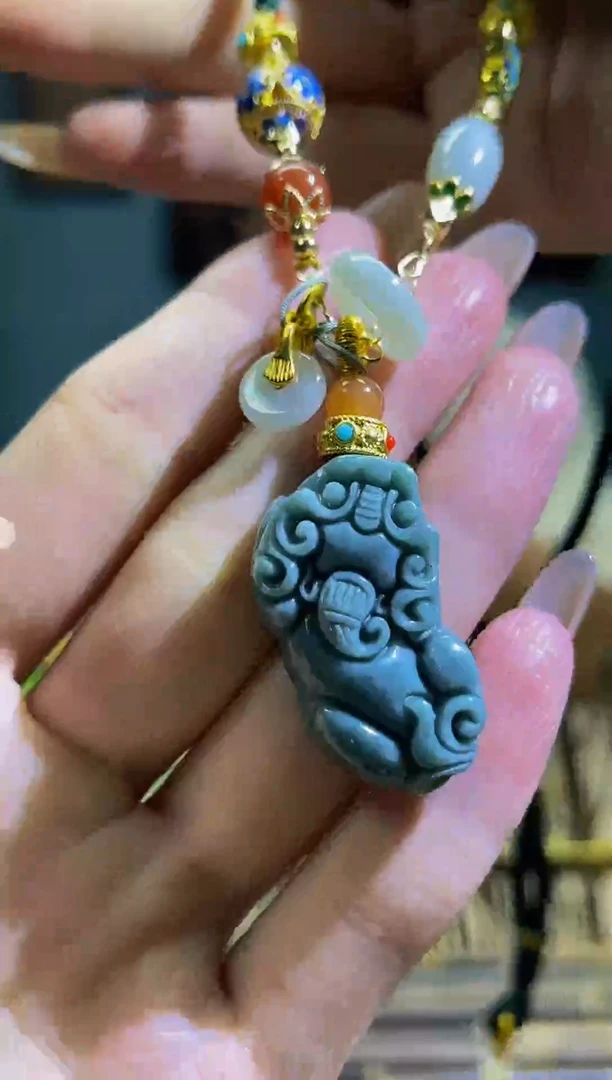 翡翠未镶嵌颈饰MFC072311多样性发一
