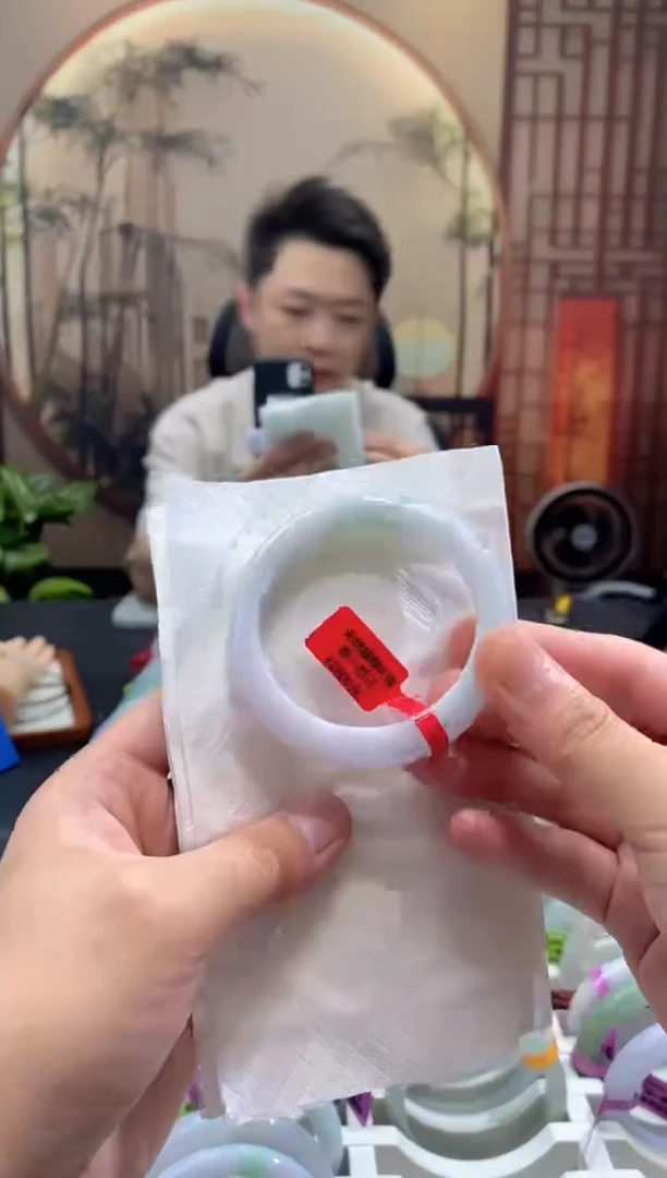 未镶嵌手镯翡翠000071115