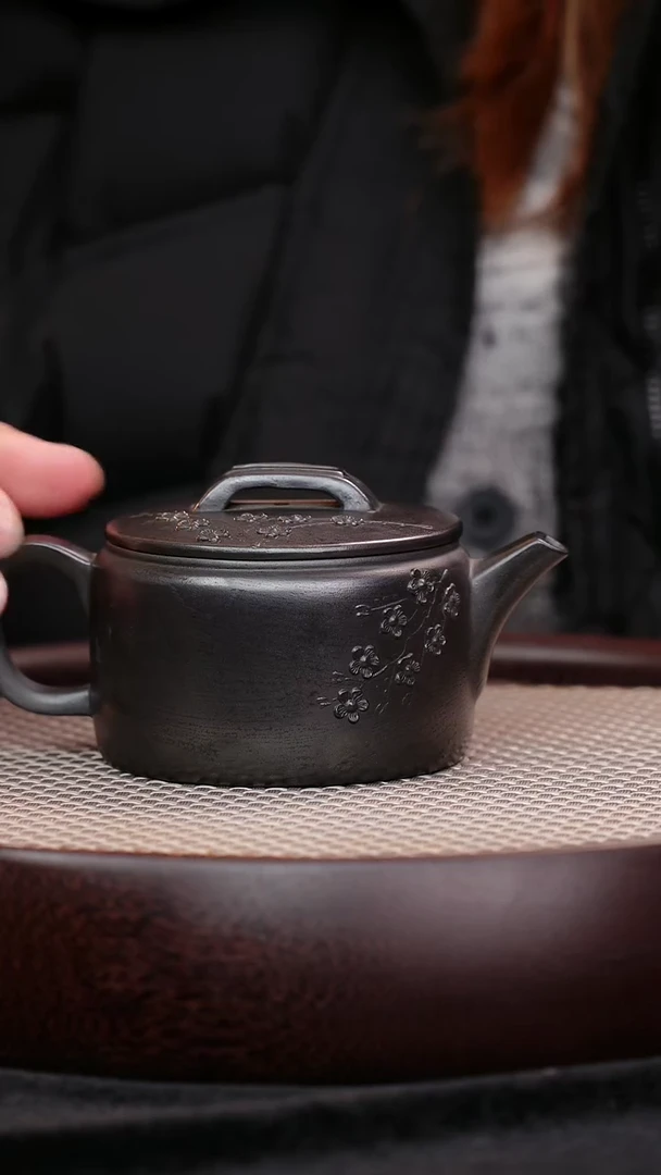 茶壶紫砂宜兴紫砂壶梅花汉瓦