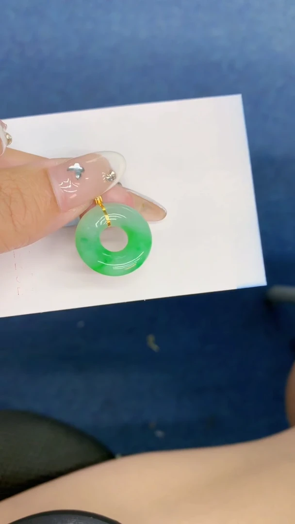 翡翠18K金镶嵌吊坠(不含链)1