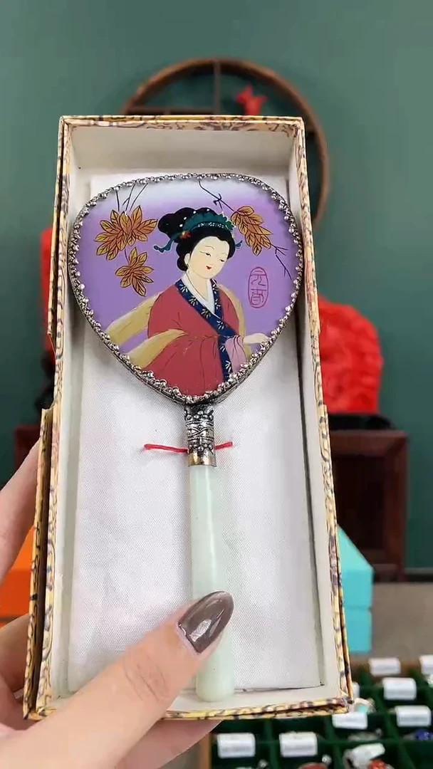 非遗手工人物小镜子
