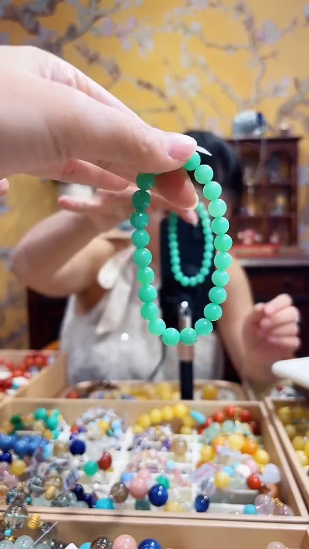 未镶嵌手串石英质玉设计款手串7.8