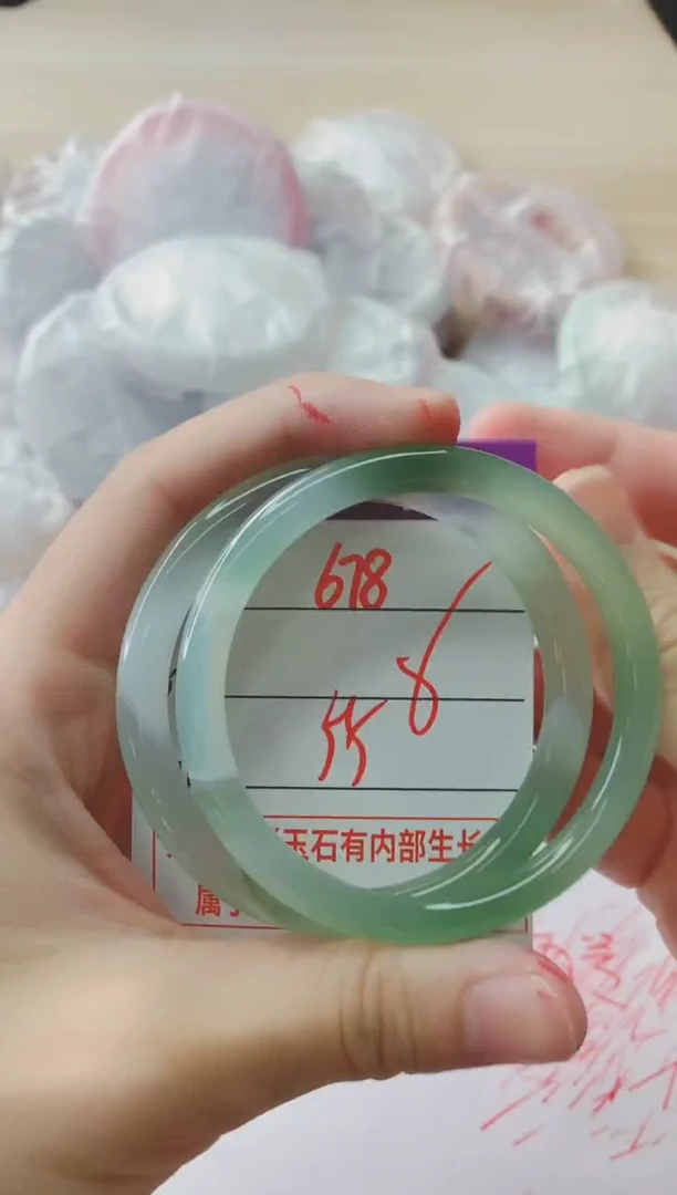 玛瑙/玉髓手镯未镶嵌678