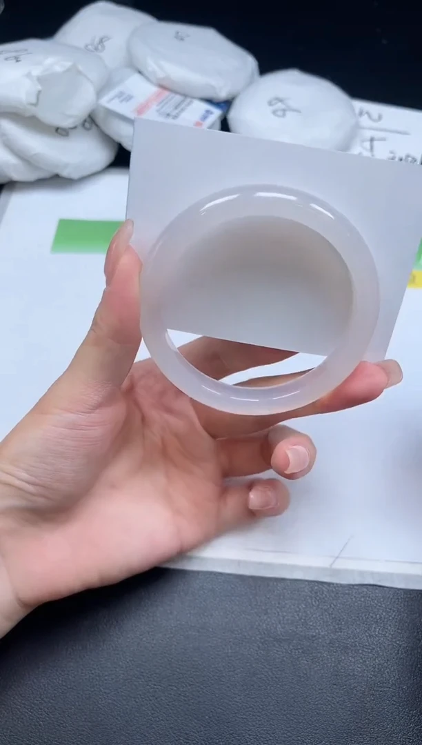 未镶嵌手镯石英质玉112-5657