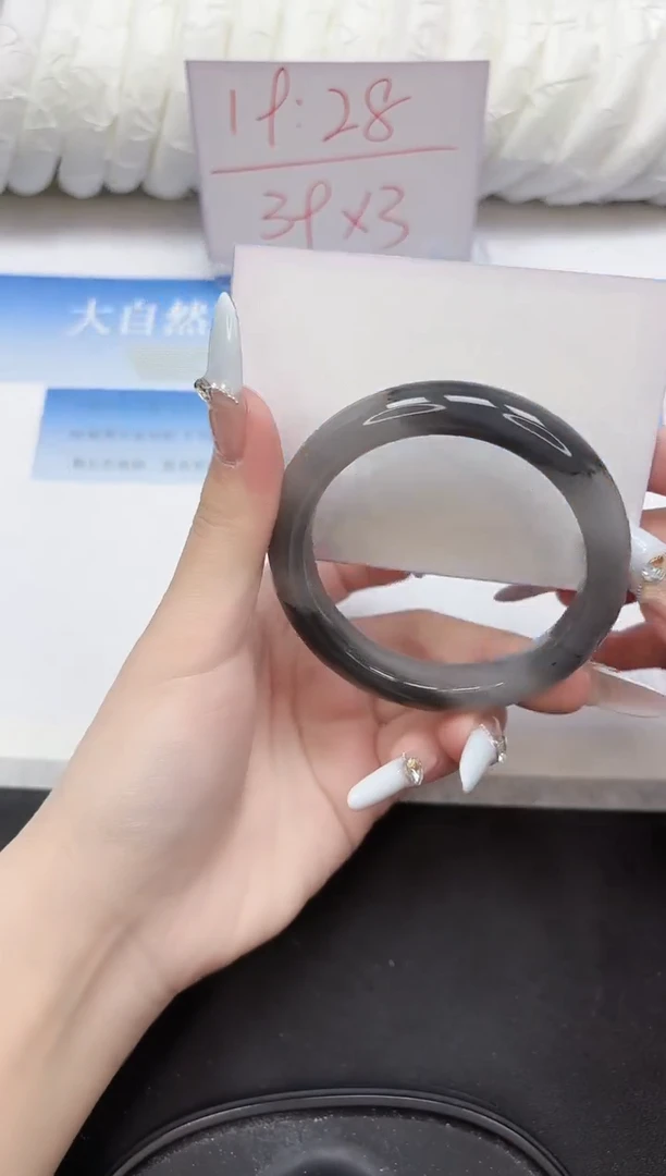 未镶嵌手镯石英质玉50-56.2