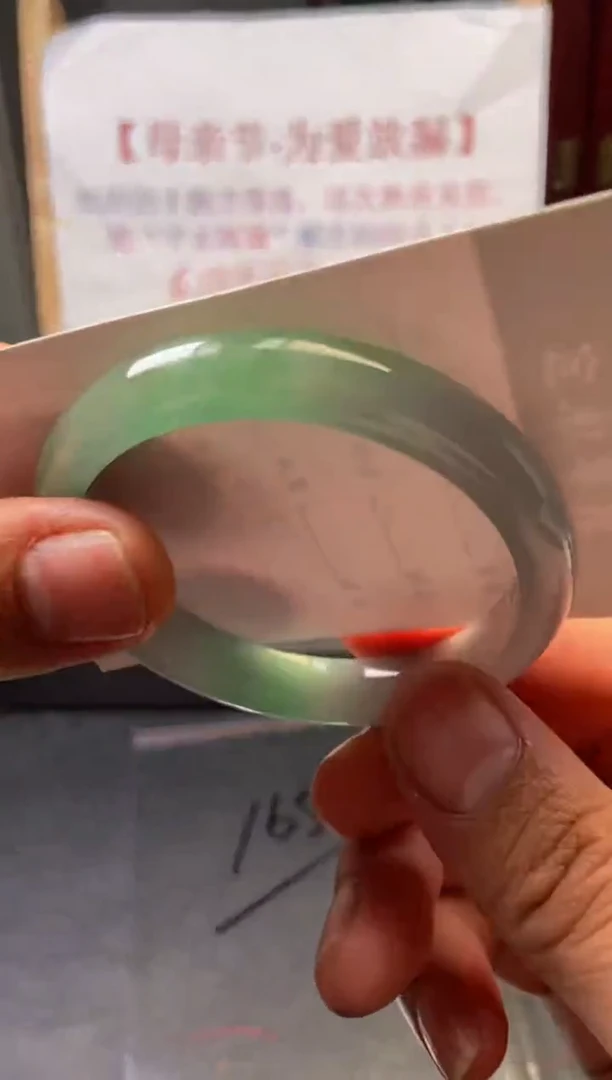 (拼手速，一物一拍)--美人镯--165