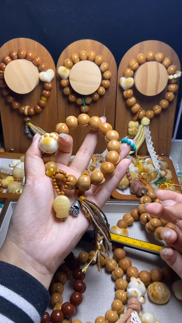 手串猴头核桃飘全品纯手工猫爪黄隔片绿跑环小鱼吊坠藏式流苏