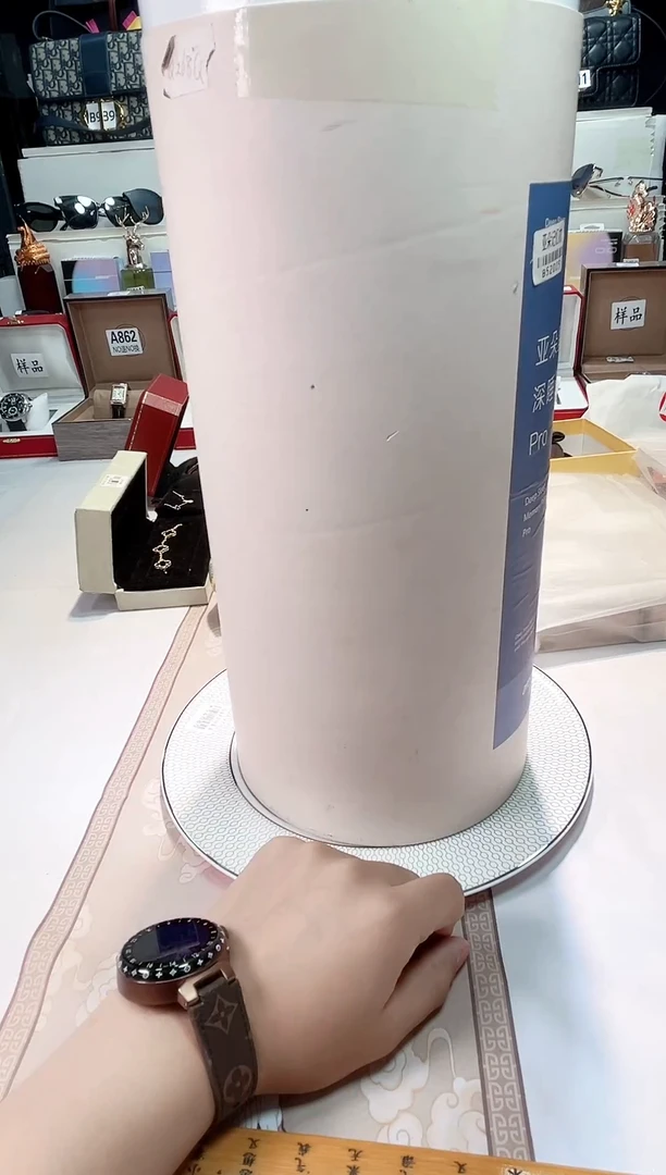 瓷片瓷器 库房到期 全部地板价@@1