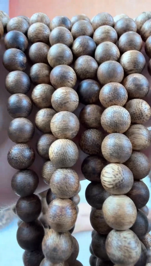 沉香沉香碎屑049沉香99沉圆珠多圈卡8多样性发其一