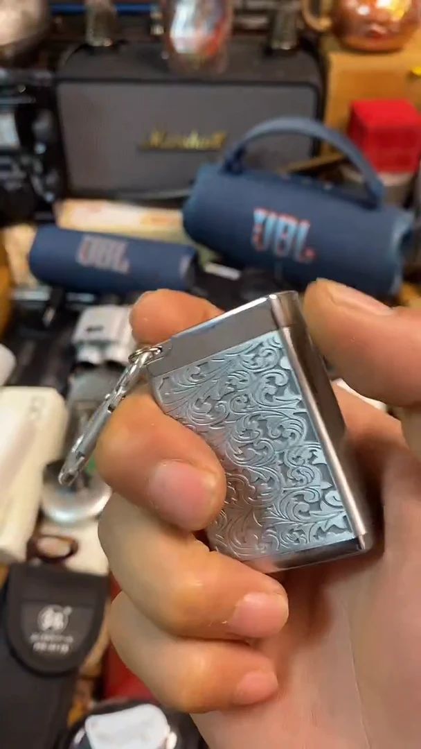 瓷片闪购商品，如图所示