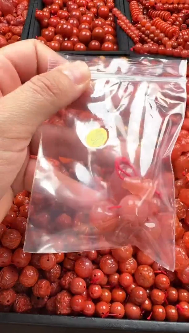 【闪购商品】南红玛瑙颈饰未镶嵌1