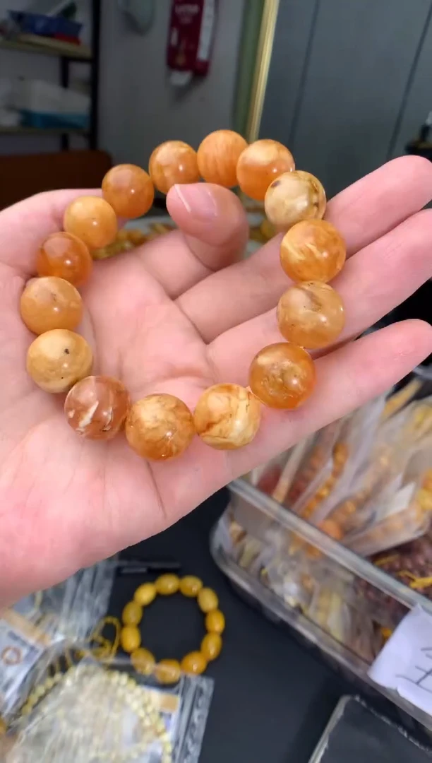 蜜蜡未镶嵌珠宝奇石1