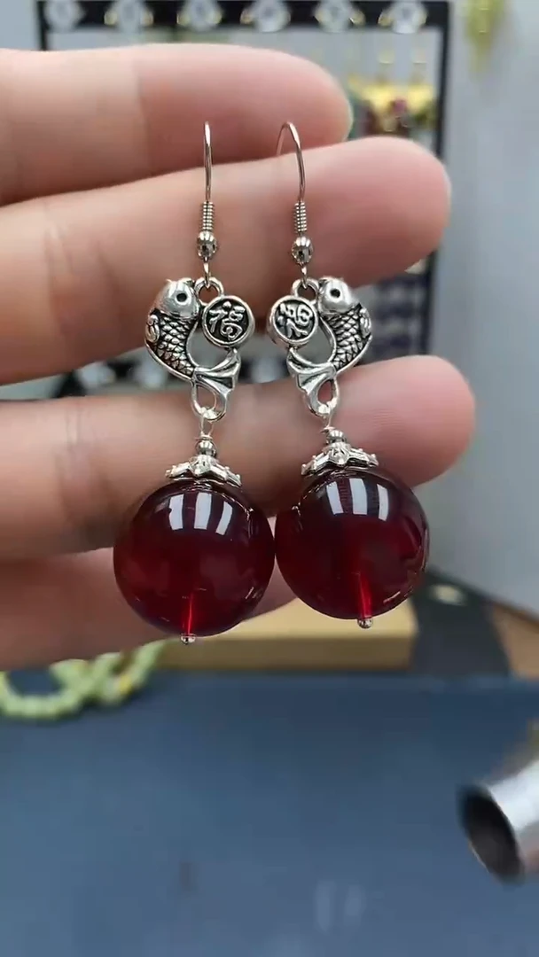 银S925镶嵌血珀耳饰尺寸18mmQ3