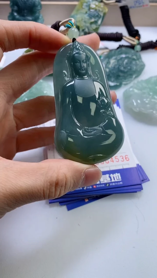 【闪购商品】翡翠挂件未镶嵌