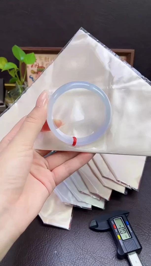 未镶嵌手镯翡翠6