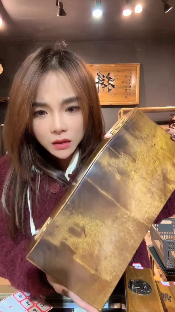 木141金丝楠木制品箱子一木一器