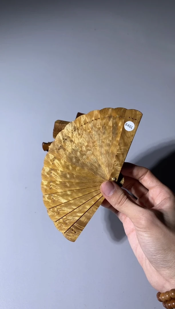 【闪购商品】金丝楠846号10cm金丝楠迷你扇