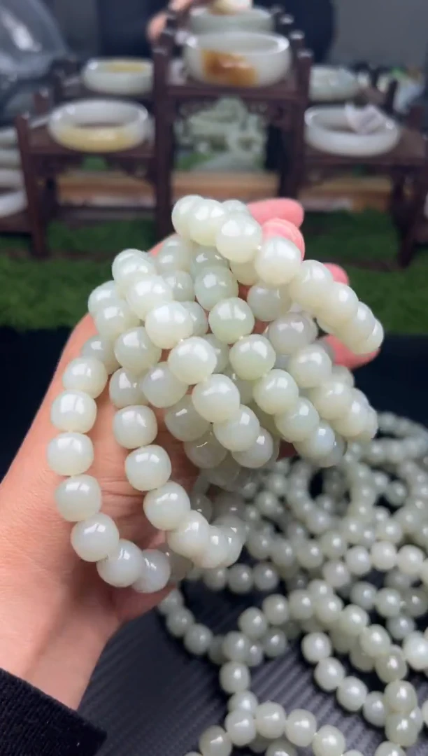 未镶嵌手串和田玉且末微色差近矿卡12多样性发货拍一发一
