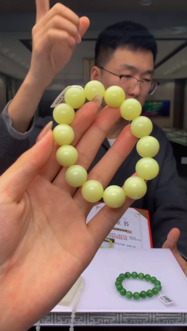 【闪购商品】定制和田玉Boss阳天然和田玉（拍一发一）