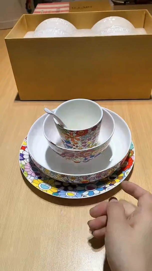 【闪购商品】瓷片锅碗瓢盆一件不剩