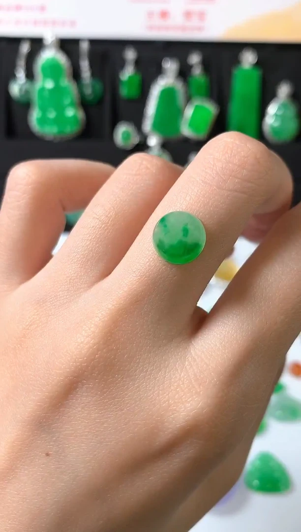 未镶嵌定制翡翠裸石（镶嵌定制）