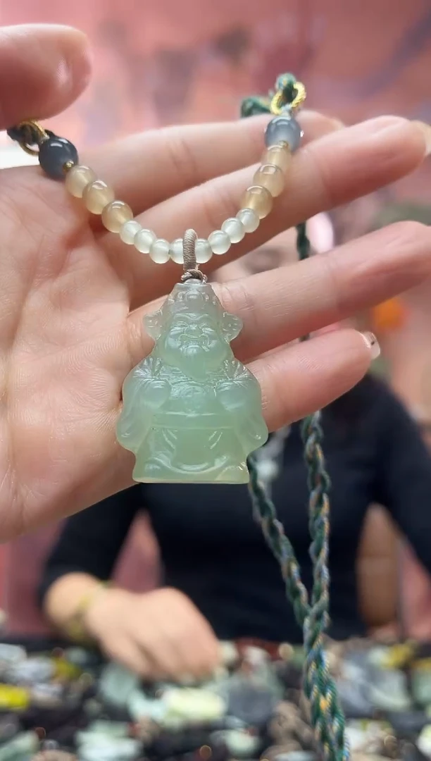 未镶嵌岫玉吊坠·