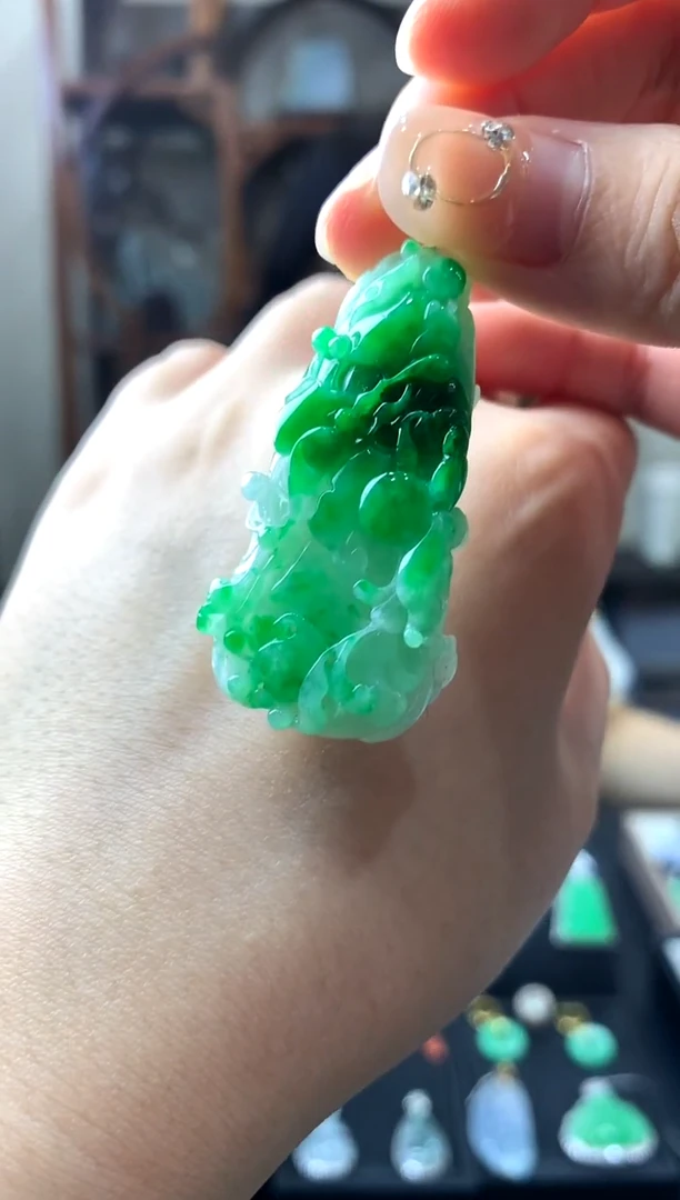 翡翠18K金镶嵌吊坠(不含链)挂件