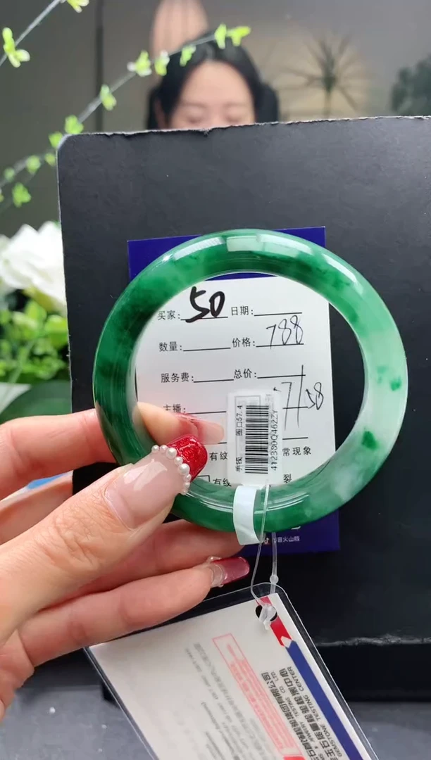 【闪购商品】石英质玉手镯未镶嵌50序号圈口57+