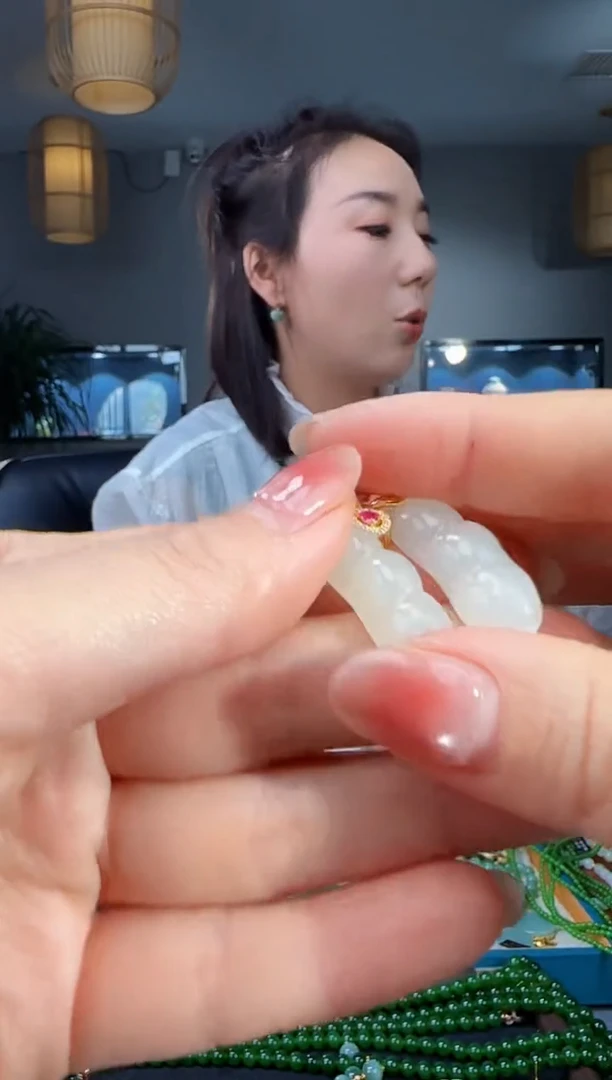 吊坠(不含链)银S925镶嵌和田玉1