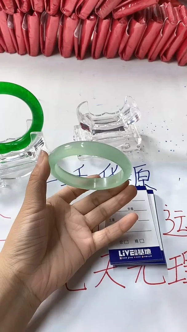 流行美美百搭真实好看直播间A172