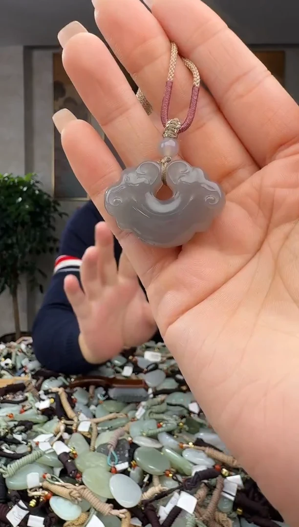 颈饰未镶嵌和田玉拍一发一多样性发货