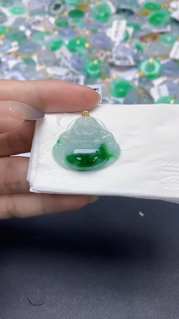 翡翠18K金镶嵌颈饰天然缅甸a货翡翠