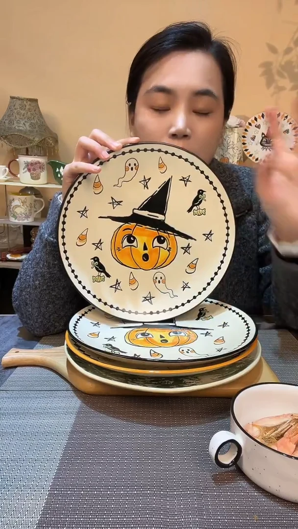 瓷片10.5英寸南瓜盘 微瑕介意勿拍