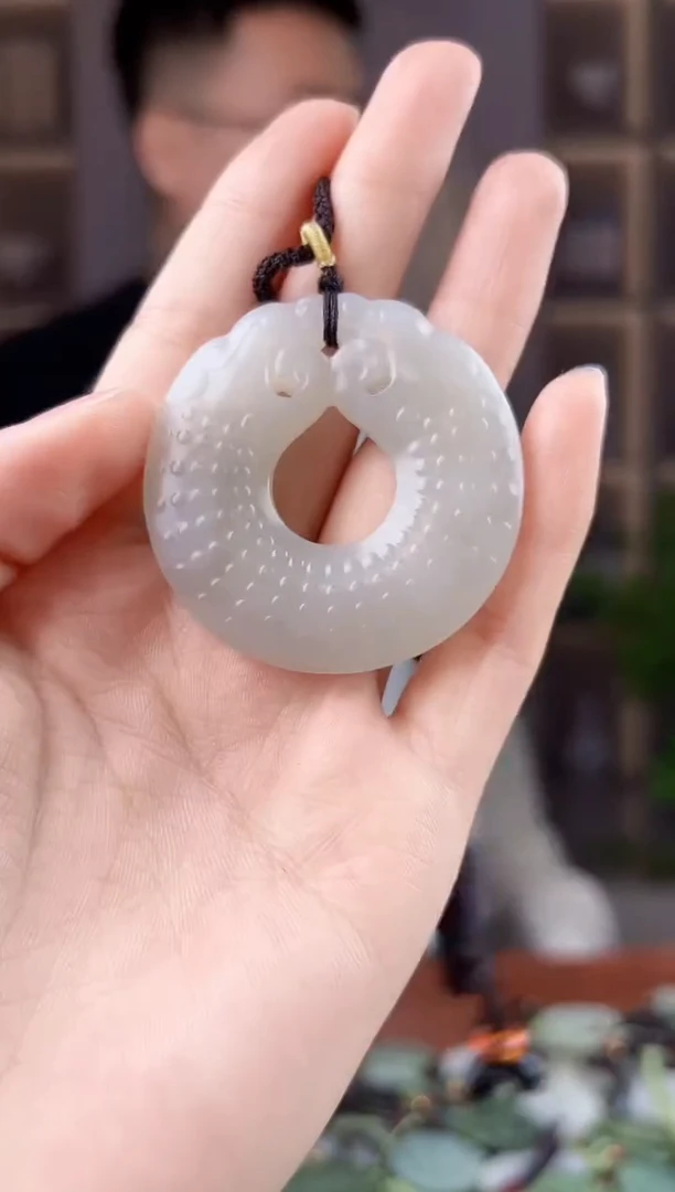 未镶嵌和田玉挂件拍一发一