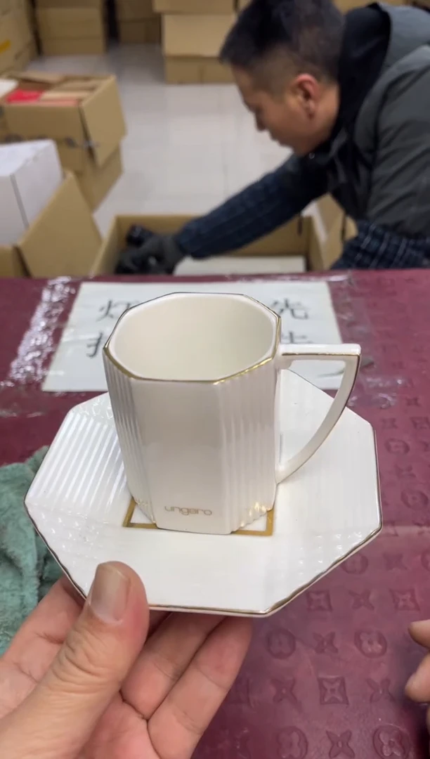 杯默认微瑕，no退no换，介意勿拍